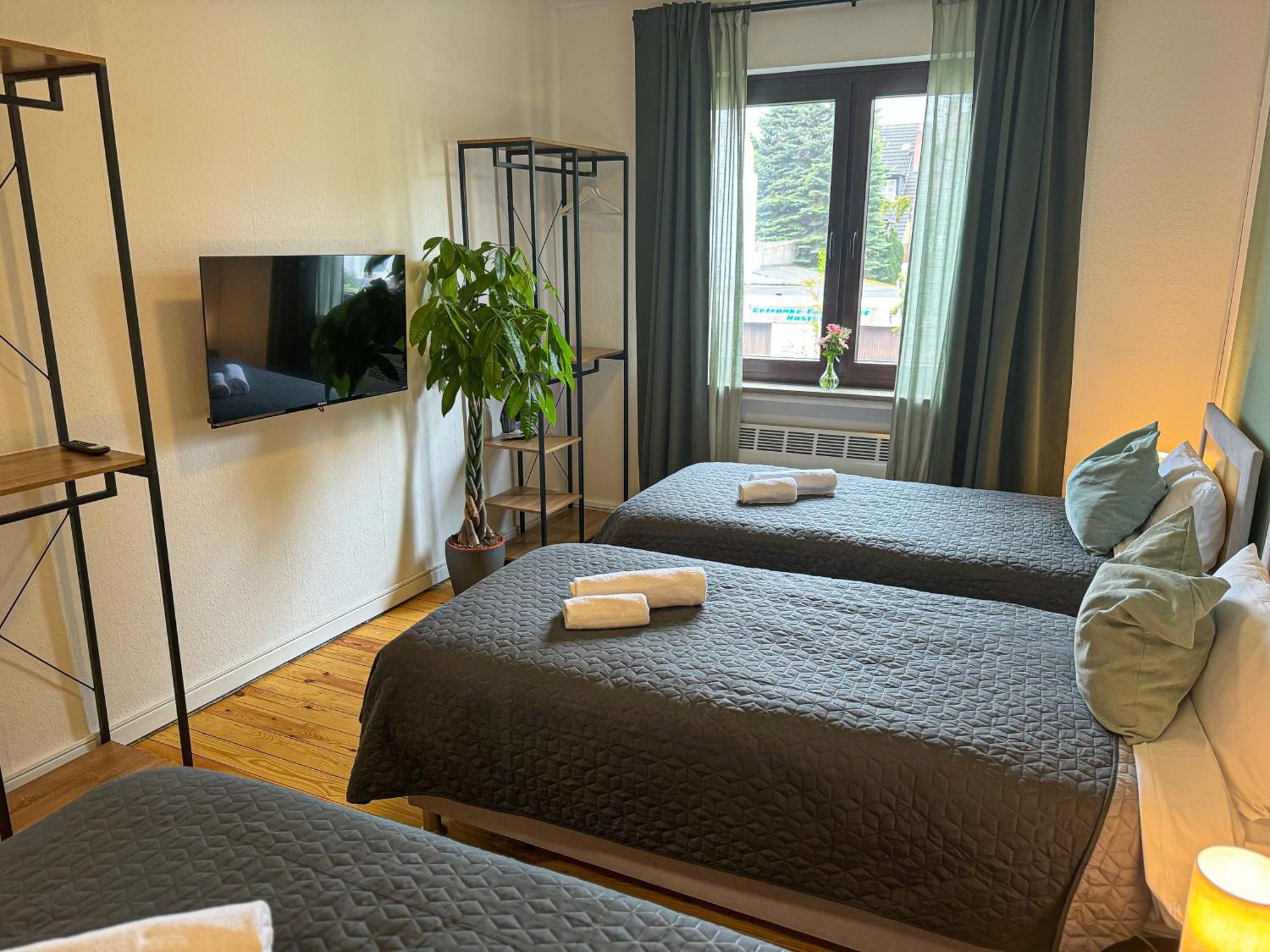 Immostay Ferienhaus Mit Garten & Free Parking Bremen Luaran gambar